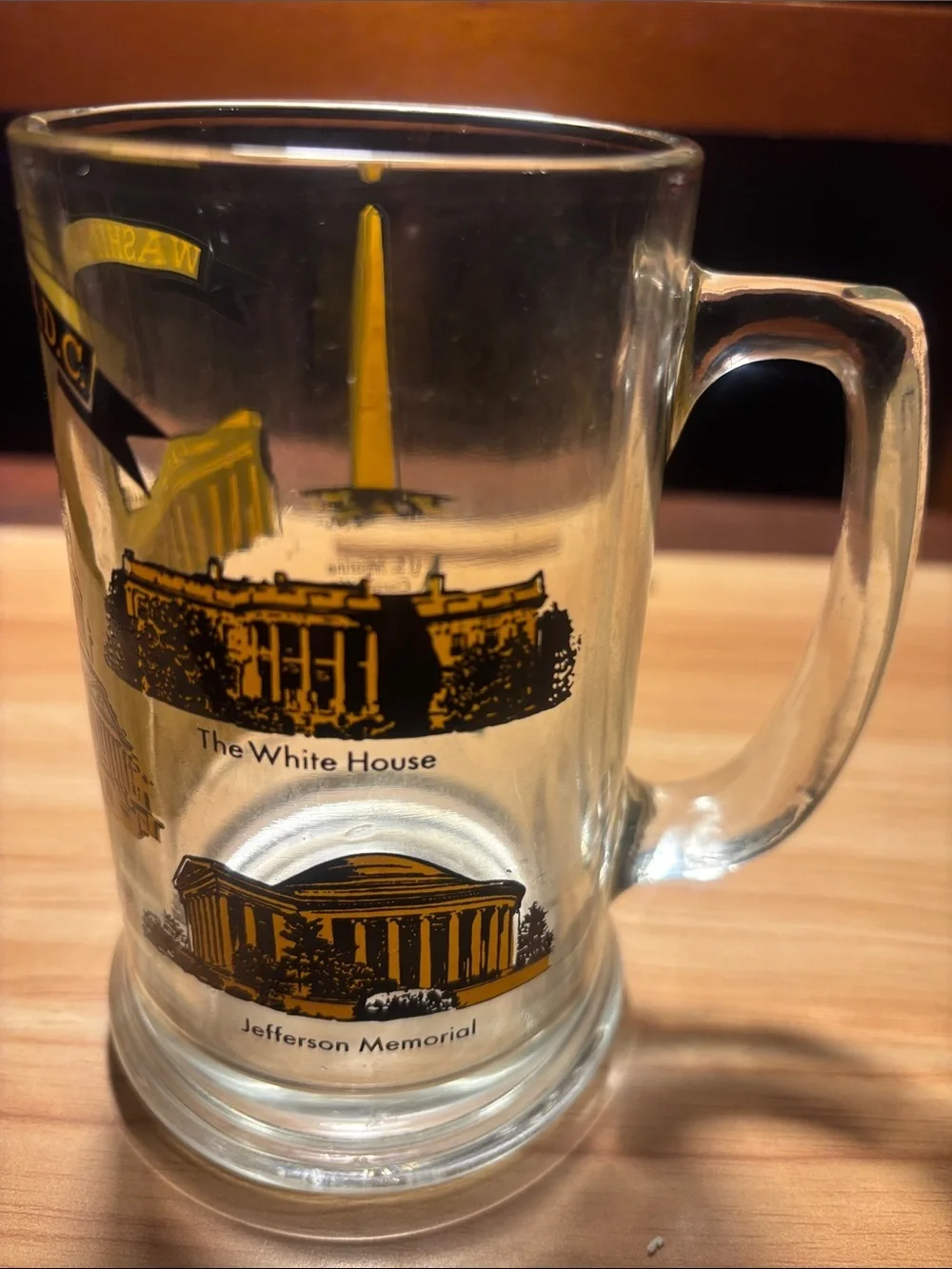 Washington D.C. Souvenir Glass with Gold Print
